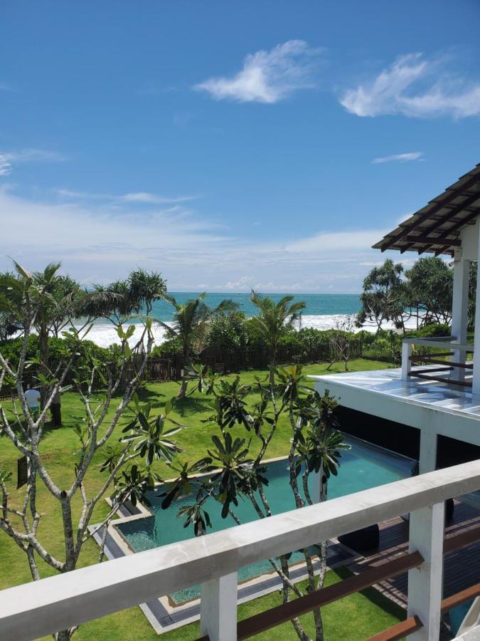 Ceu Ceylon Villa Tangalle Exteriör bild
